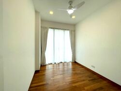 RiverGate (D9), Apartment #569206111